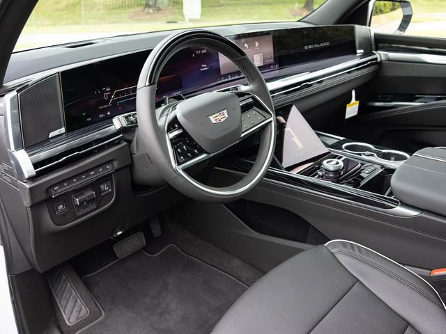 Used 2026 Cadillac Escalade ESV Sport w/ Touring Package image 25