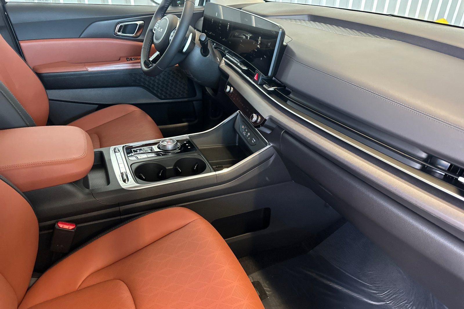 New 2026 Kia Carnival SX image 17