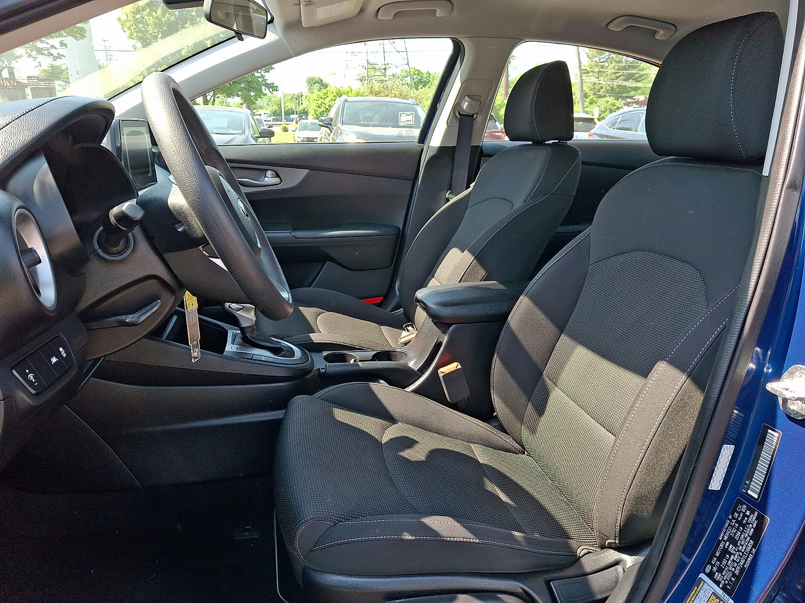 Used 2020 Kia Forte LXS FWD image 13