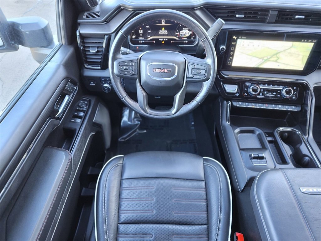 Used 2024 GMC Sierra 2500 AT4X image 11