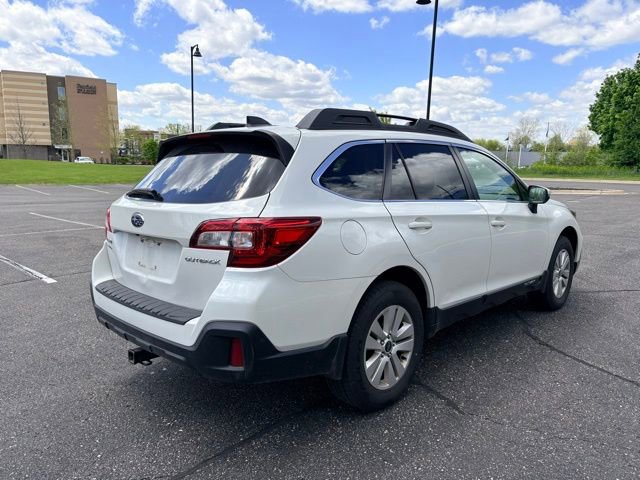 Used 2019 Subaru Outback 2.5i Premium w/ Popular Package #2 AWD/4WD image 5