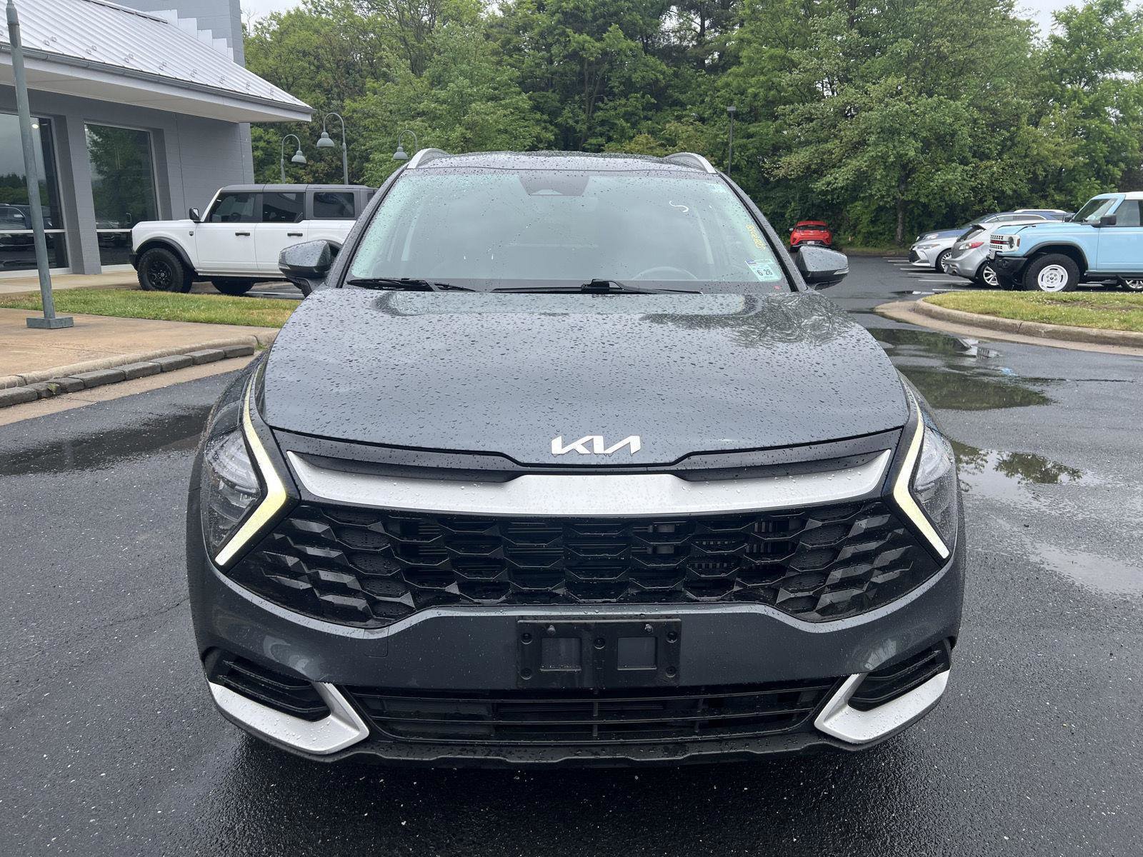 Used 2023 Kia Sportage EX AWD/4WD image 9