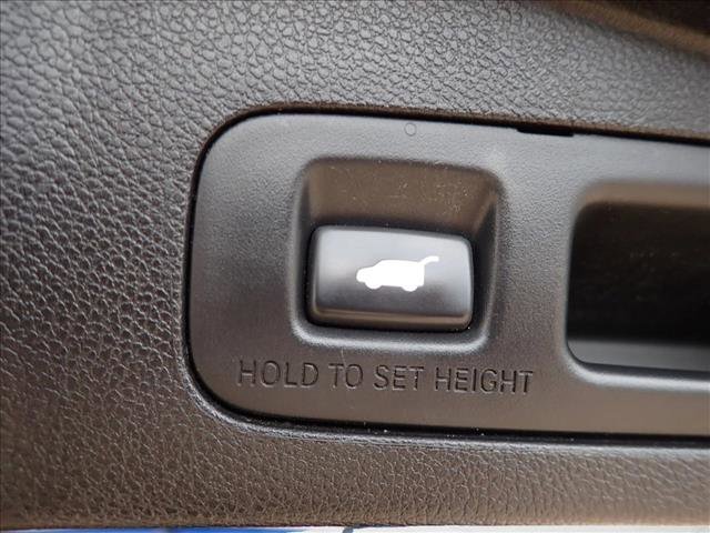 Used 2022 Honda CR-V Touring image 9