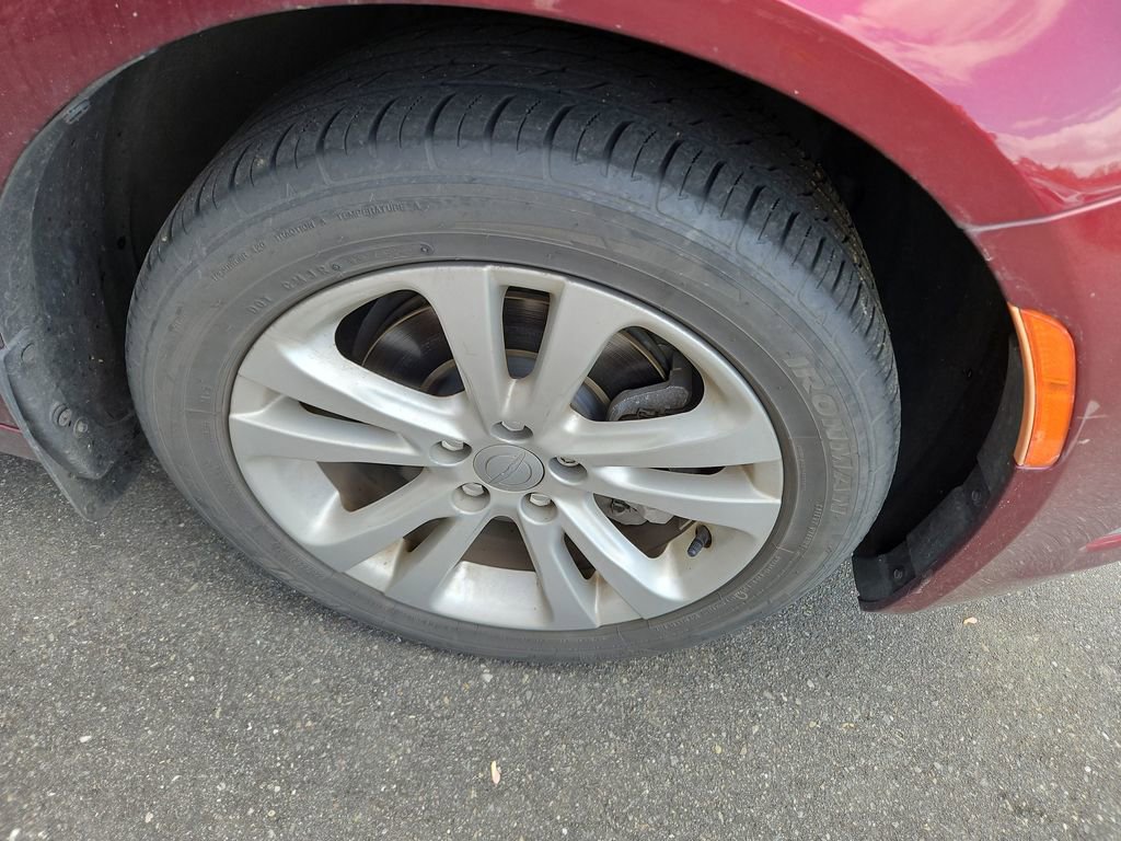 Used 2017 Chrysler 200 Limited Platinum image 10