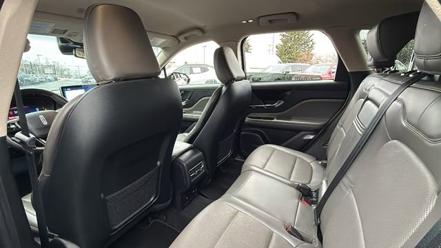 Used 2023 Lincoln Corsair Reserve w/ Rear Removable Package Tray image 26