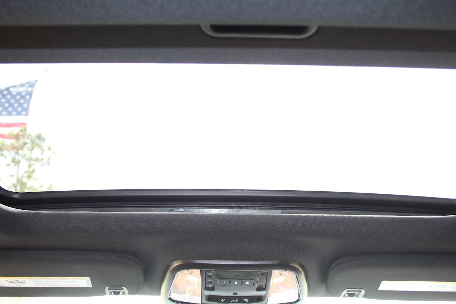 Used 2025 Dodge Durango GT AWD/4WD image 30