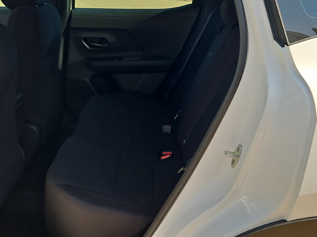New 2027 Nissan Kicks S FWD image 17