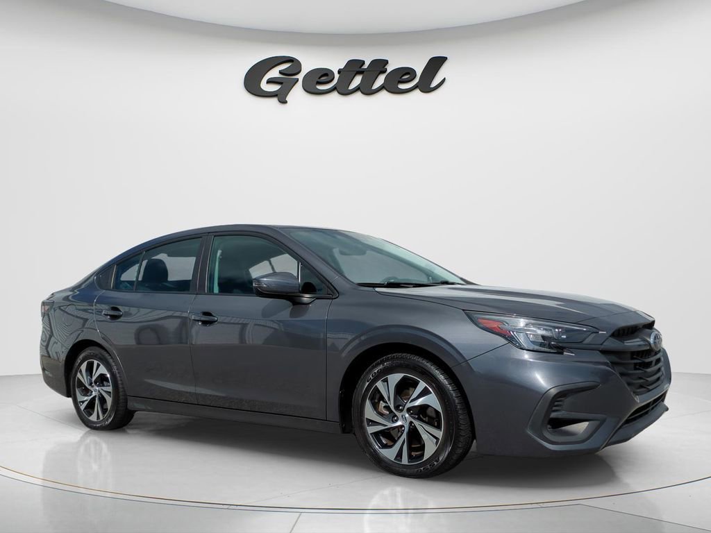 Used 2023 Subaru Legacy Premium image 2