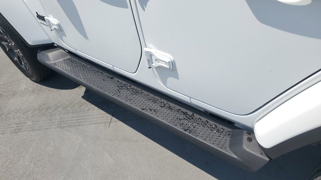 New 2025 Jeep Wrangler Sahara image 12