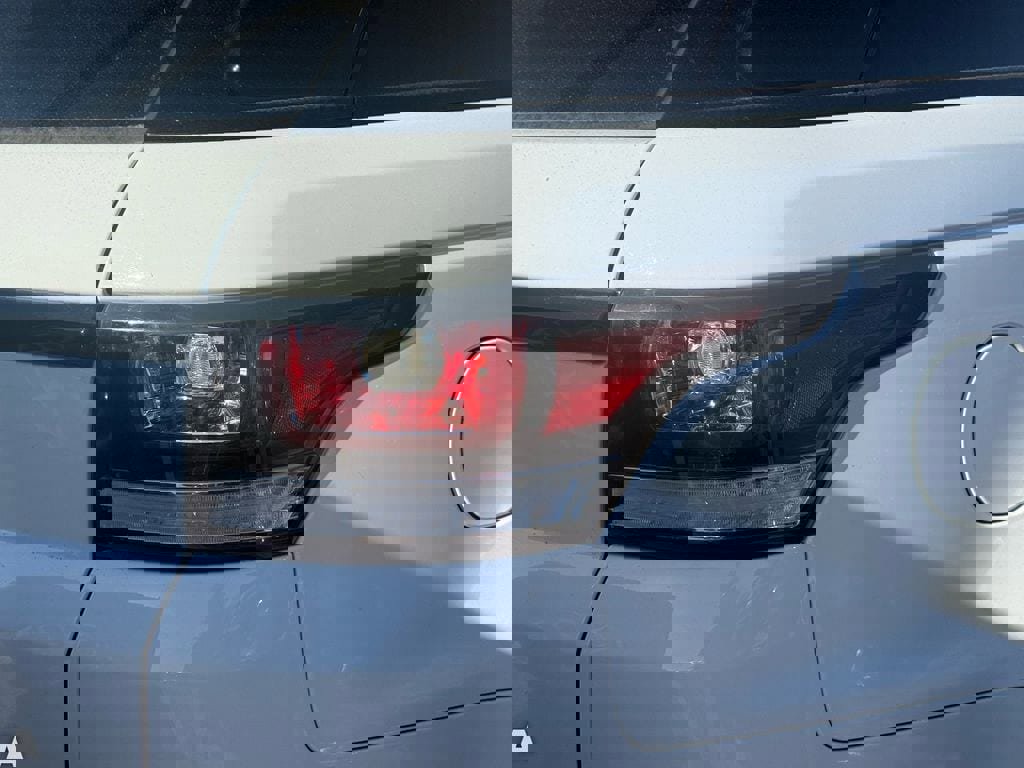 Used 2017 Land Rover Range Rover Sport SVR image 10