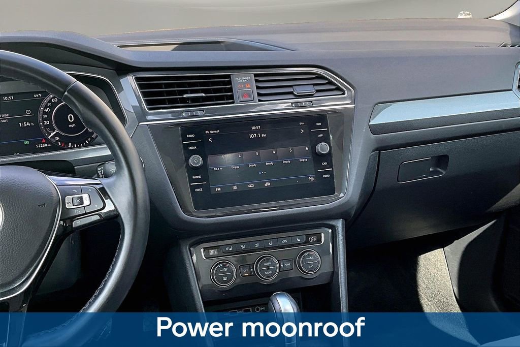 Used 2018 Volkswagen Tiguan SEL Premium image 10