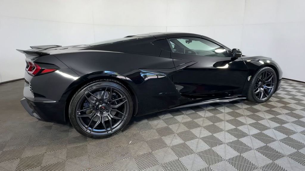 New 2026 Chevrolet Corvette Z06 RWD image 10