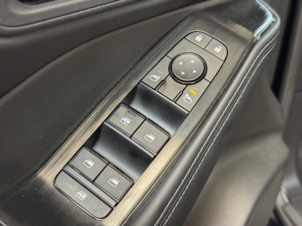 Used 2023 Nissan Rogue SV w/ SV Premium B Package AWD/4WD image 9