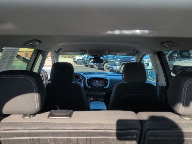 Used 2023 GMC Terrain SLE w/ LPO, Floor Liner Package FWD image 33