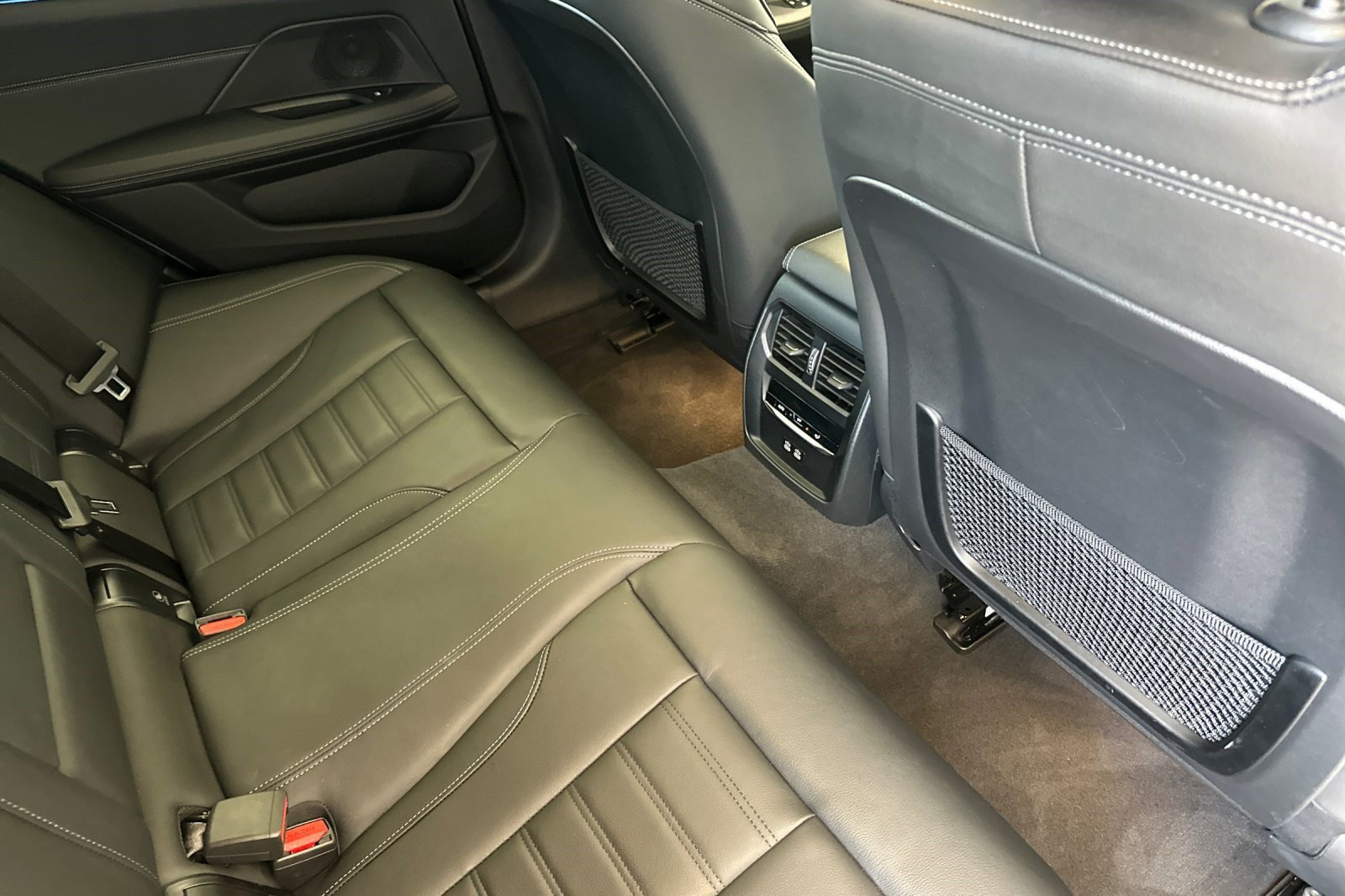 Certified 2023 BMW i4 eDrive35 w/ Premium Package RWD image 32