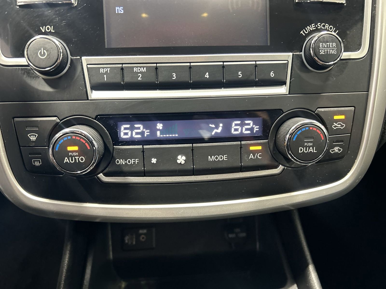 Used 2017 Nissan Altima 2.5 SV FWD image 15