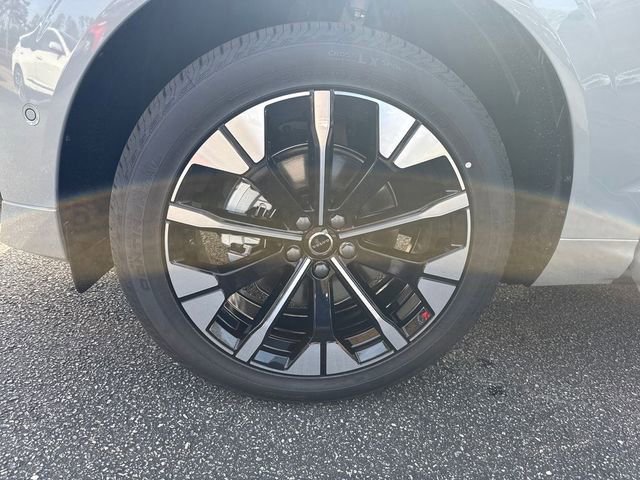 Used 2026 Volvo XC60 B5 Plus w/ Protection Package Premier image 34
