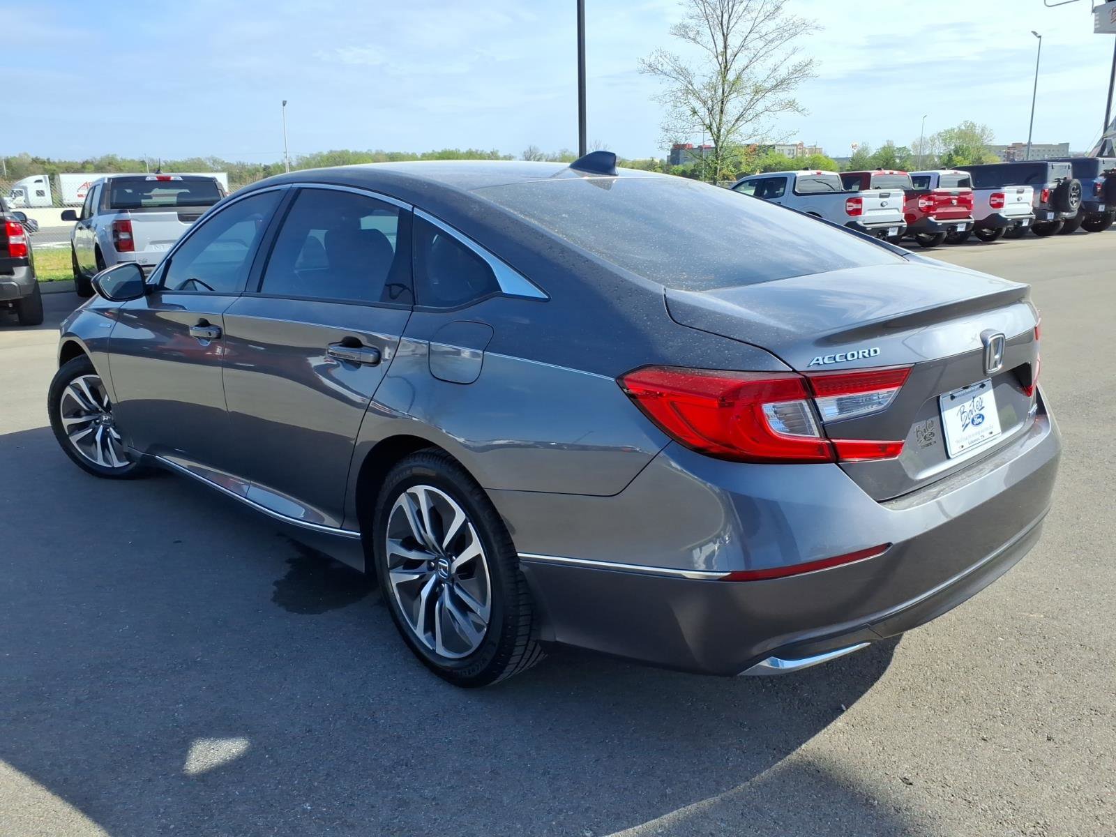 Used 2019 Honda Accord EX image 5