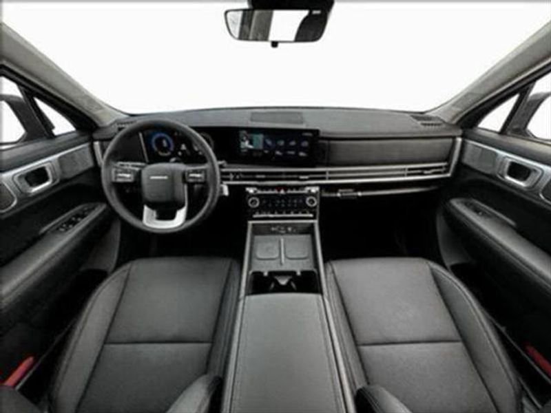 Used 2025 Hyundai Santa Fe SEL image 13