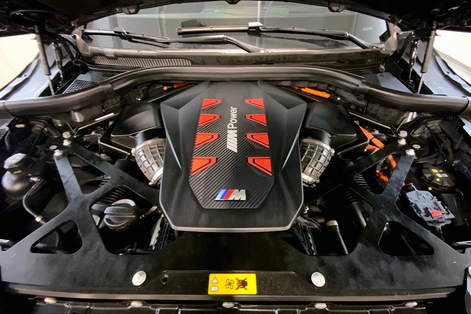 Used 2025 BMW XM image 31