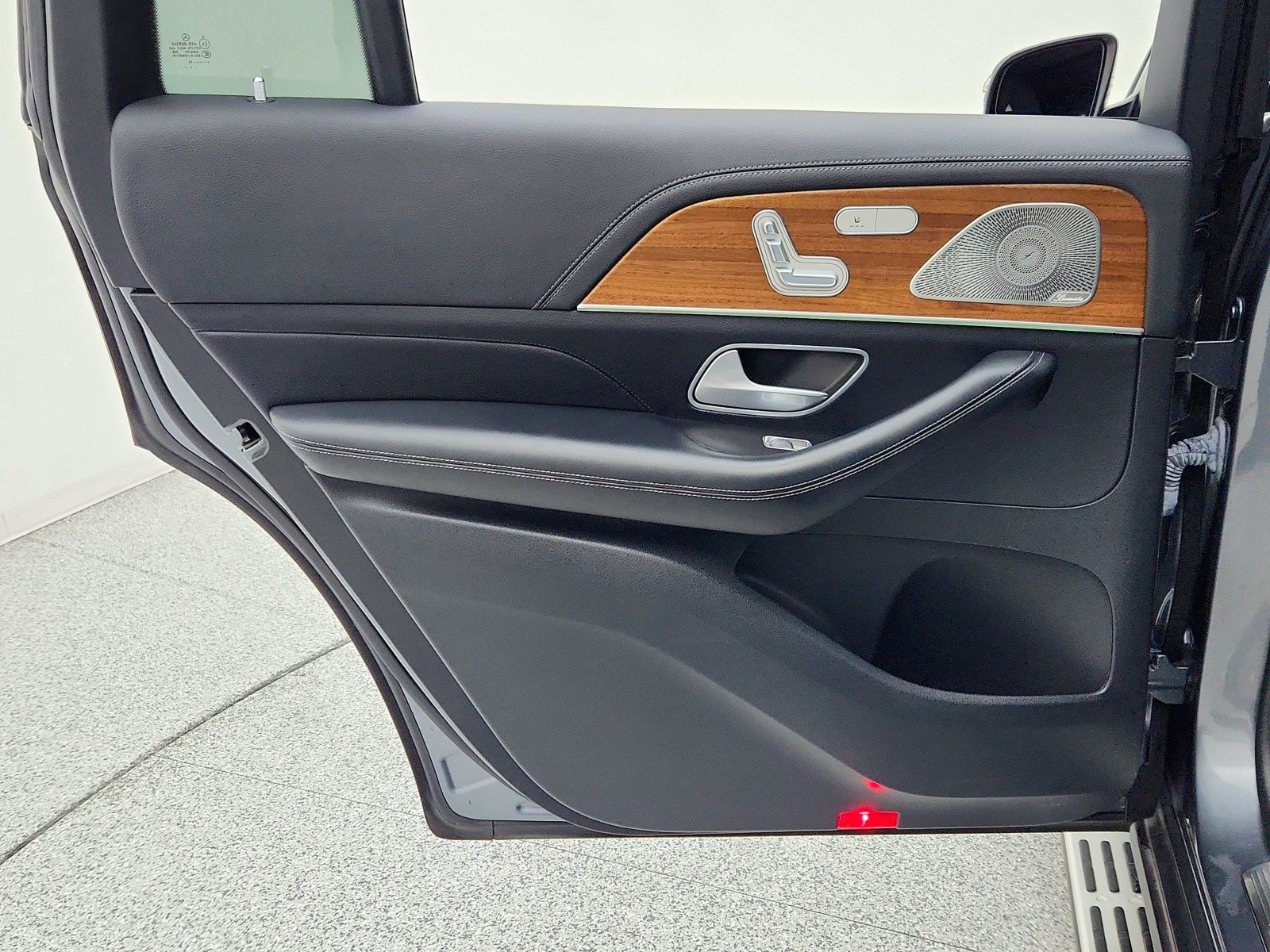 Certified 2023 Mercedes-Benz GLS 580 4MATIC image 28