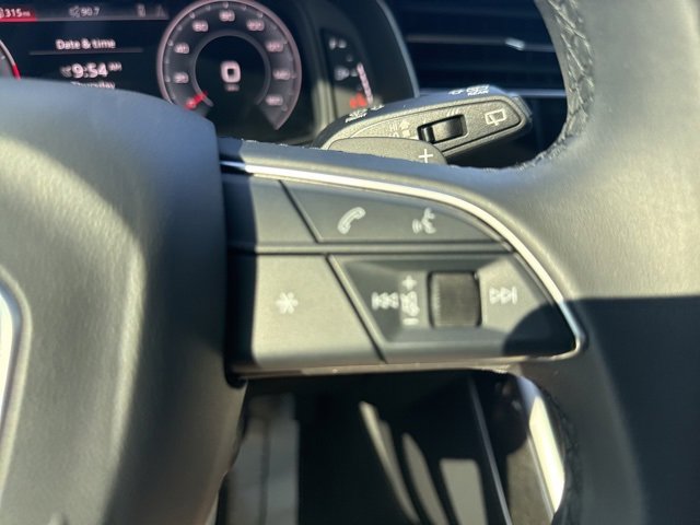 Used 2022 Audi Q7 3.0T Premium image 40