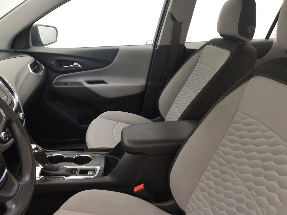 Used 2019 Chevrolet Equinox LS image 17