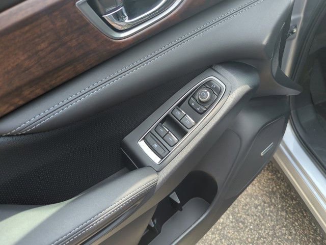 Used 2025 Subaru Ascent Touring image 14
