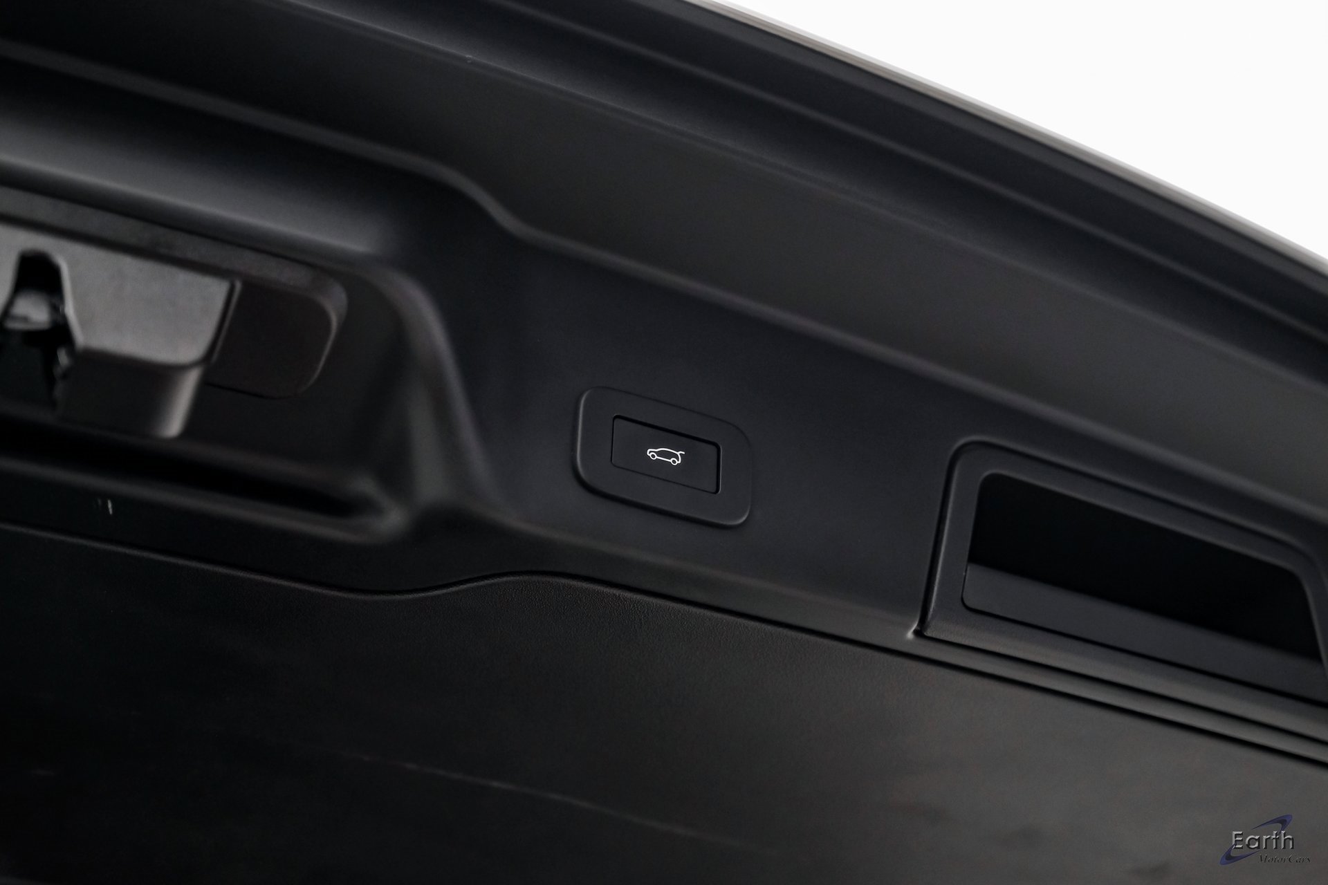 Used 2024 Land Rover Range Rover Evoque Dynamic SE image 93