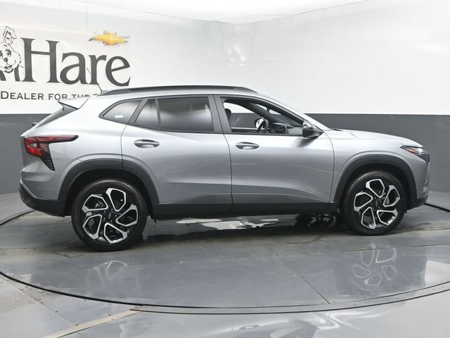 New 2026 Chevrolet Trax RS w/ Sunroof Package FWD image 15