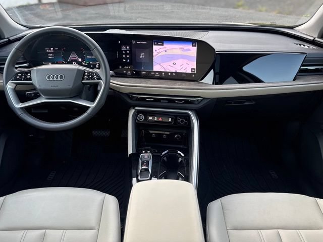 Certified 2025 Audi Q5 Premium Plus w/ Premium Plus AWD/4WD image 16