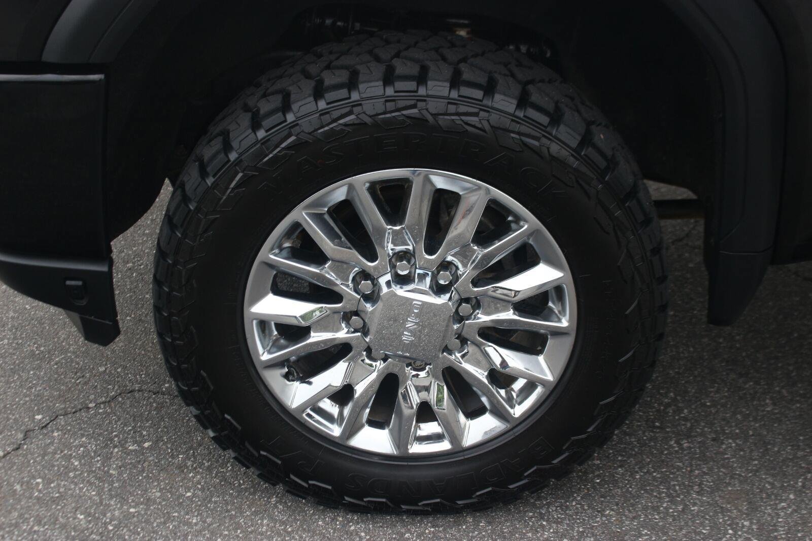 Used 2023 GMC Sierra 2500 Denali AWD/4WD image 41