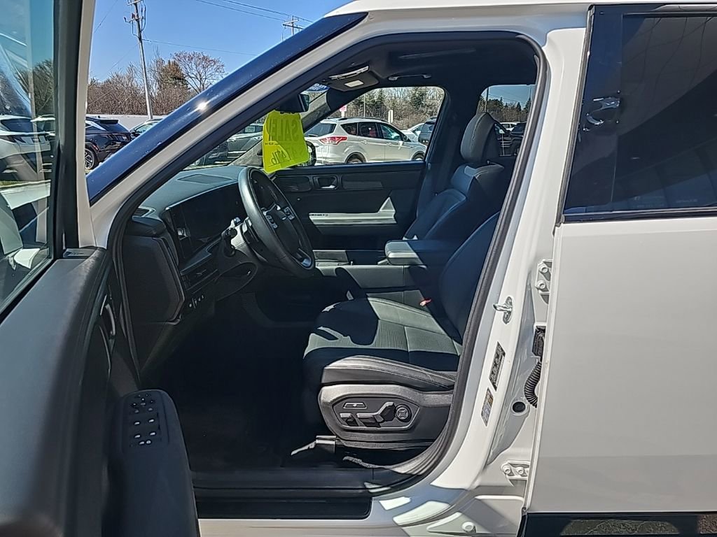 Certified 2026 Hyundai Santa Fe Calligraphy image 10