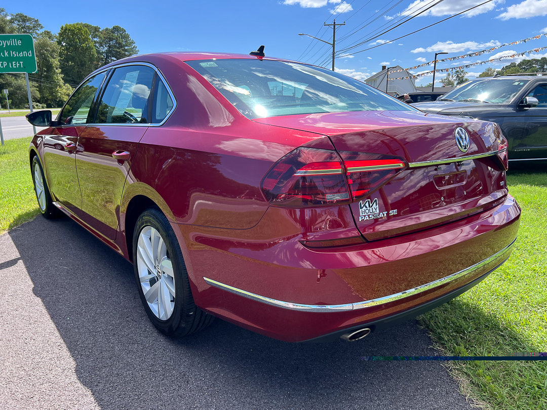 Used 2018 Volkswagen Passat 2.0T SE w/ SE Lighting Package FWD image 4