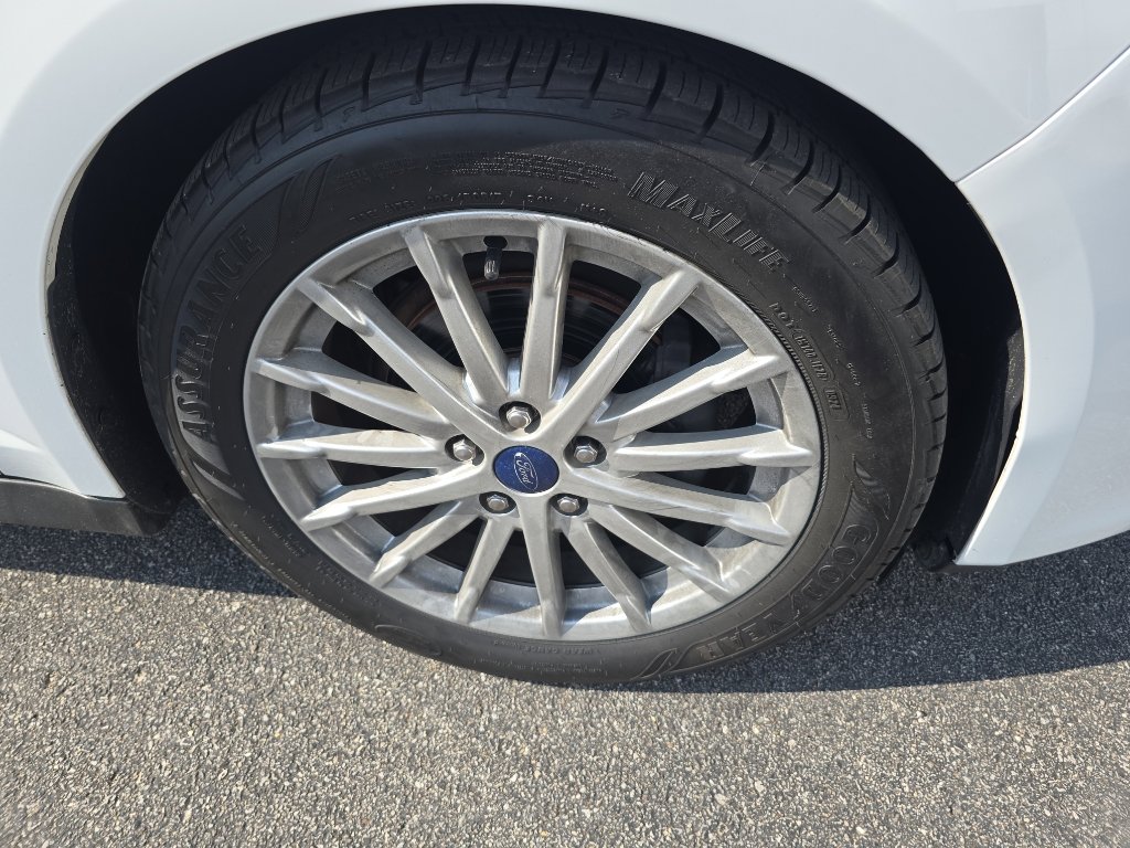 Used 2016 Ford C-MAX SE w/ Equipment Group 202A FWD image 24