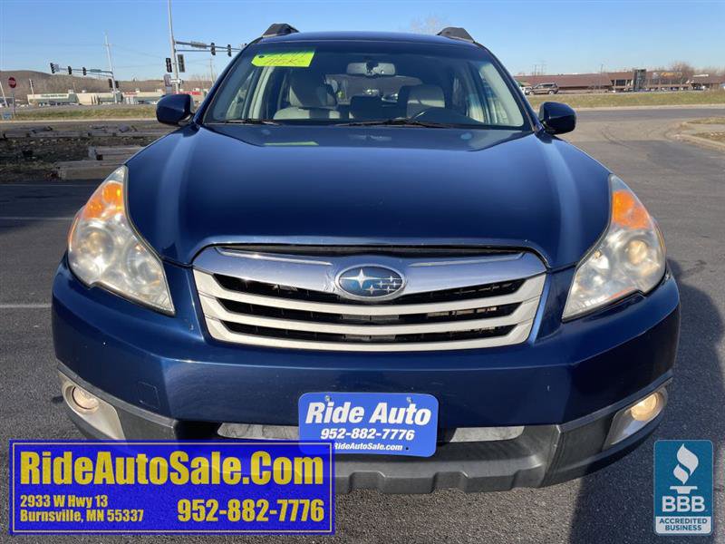 Used 2011 Subaru Outback 2.5i Premium image 2