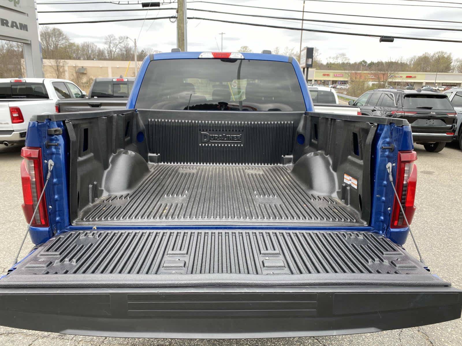 Used 2025 Ford F150 XLT w/ Equipment Group 301A Standard AWD/4WD image 5