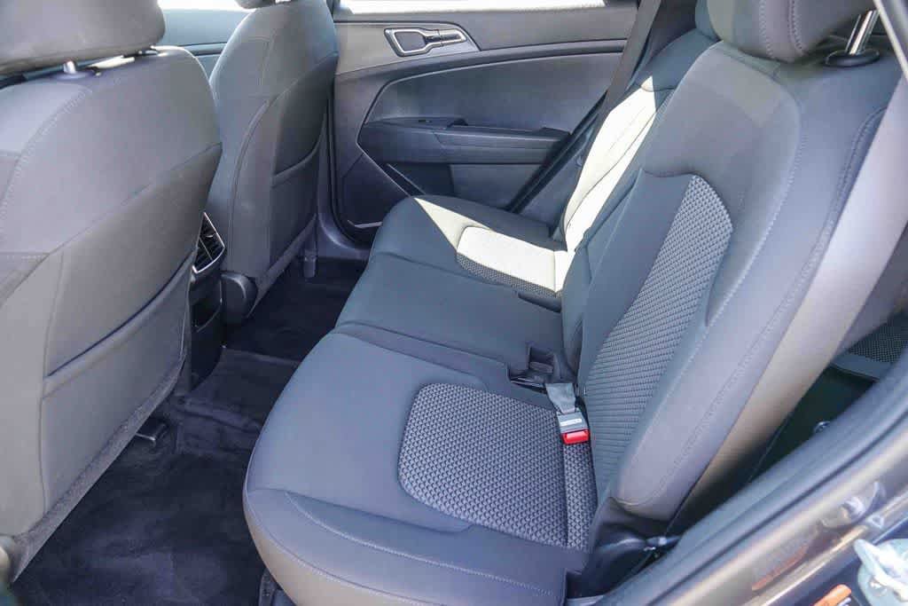 Certified 2023 Kia Sportage LX AWD/4WD image 16