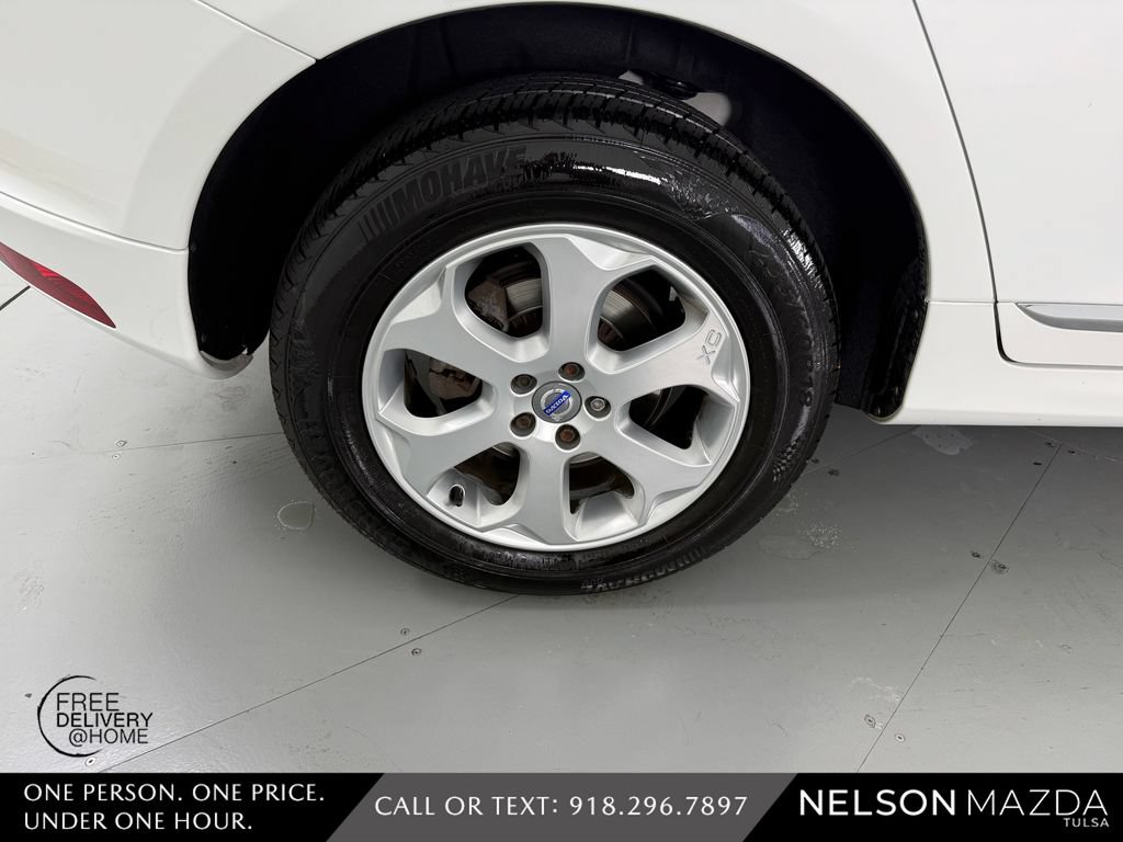 Used 2016 Volvo XC60 T5 w/ Proximity Package FWD image 13