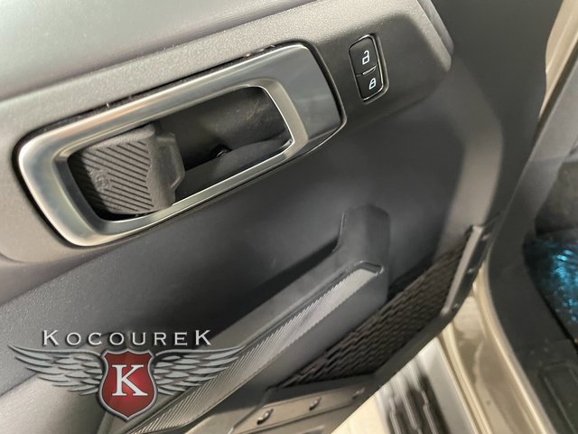 New 2025 Ford Bronco Outer Banks w/ Sasquatch Package image 19