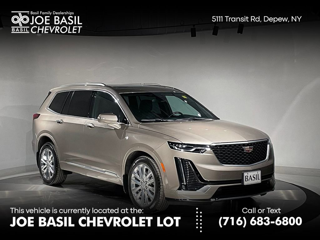 Used 2023 Cadillac XT6 Premium Luxury image 1