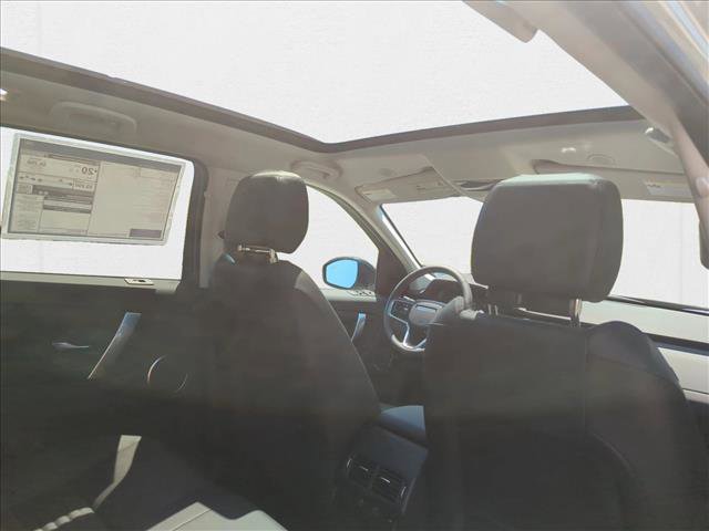 New 2024 Land Rover Discovery Sport S image 18