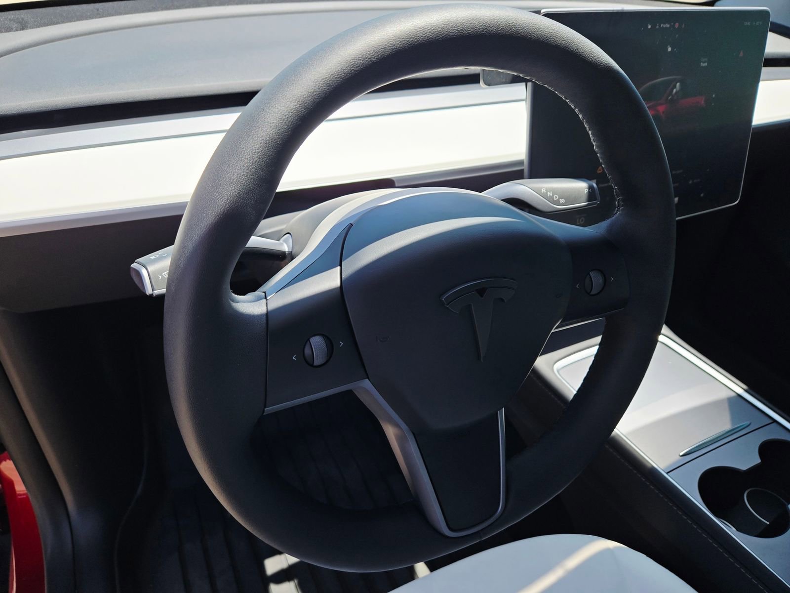Used 2025 Tesla Model Y Long Range AWD/4WD image 9