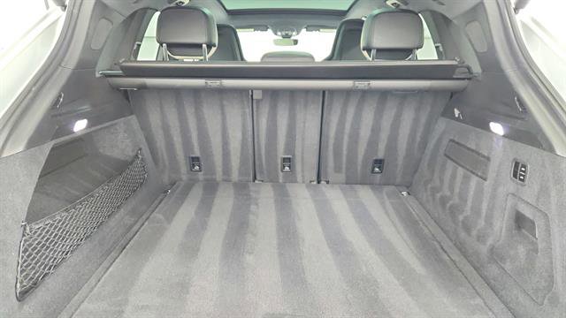 Used 2024 Porsche Cayenne S image 32