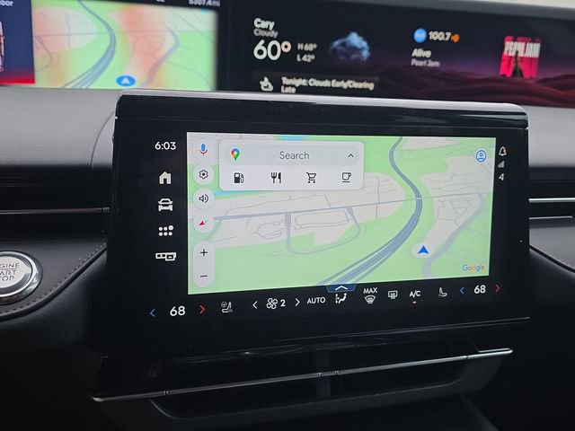New 2026 Lincoln Nautilus Premier AWD/4WD image 18