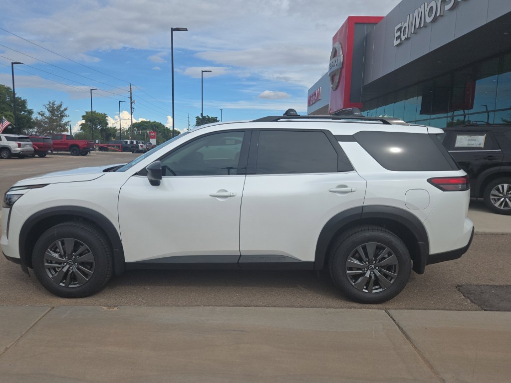 New 2026 Nissan Pathfinder SV FWD image 8