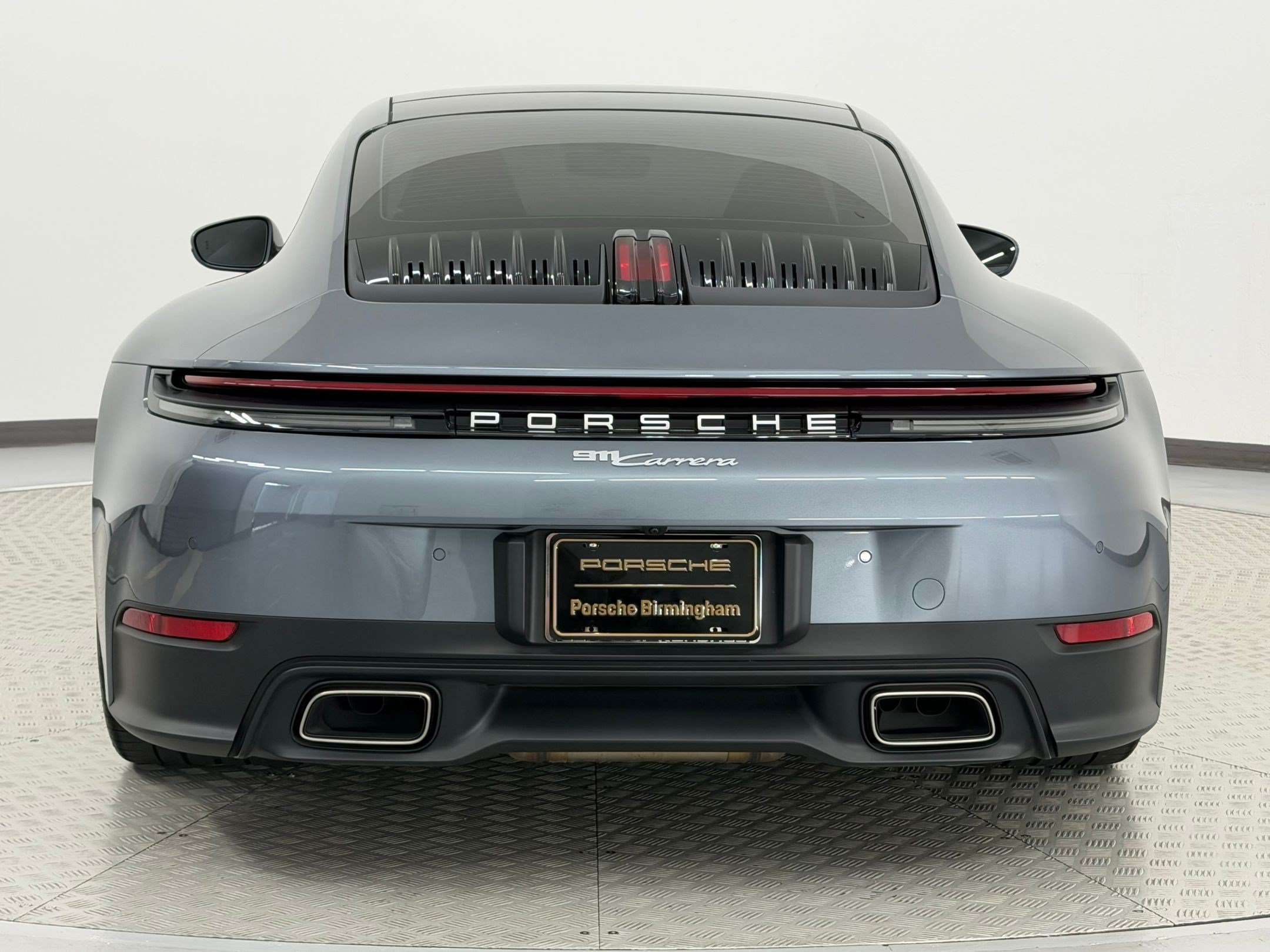 Certified 2025 Porsche 911 Carrera RWD image 10