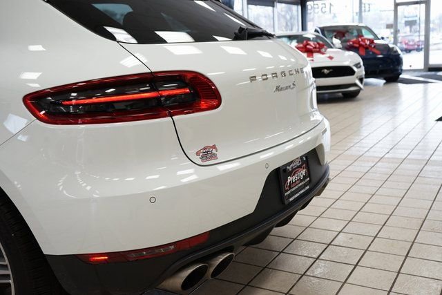 Used 2017 Porsche Macan S image 14