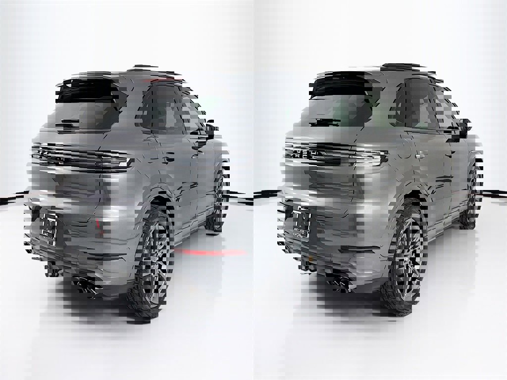 New 2026 Porsche Cayenne E-Hybrid image 9