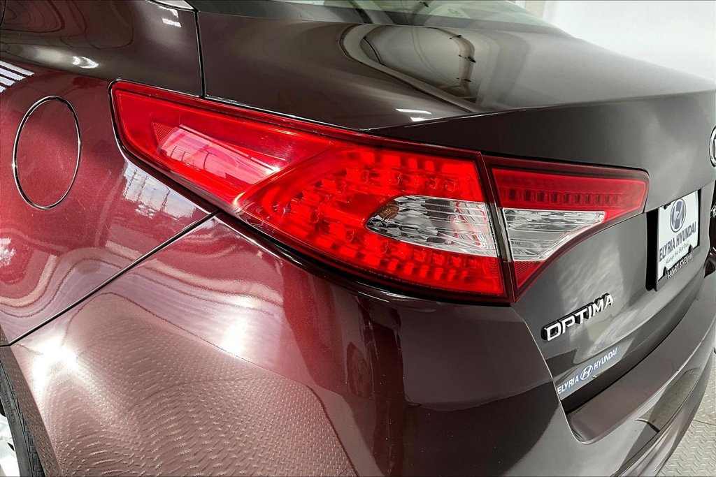 Used 2012 Kia Optima EX w/ Premium Pkg FWD image 31